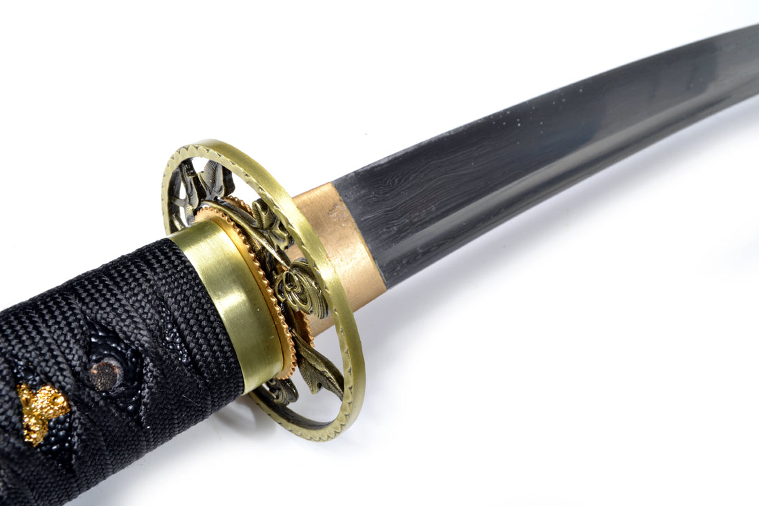 Hand Forged Folded Steel Bamboo Leaf Samurai Sword